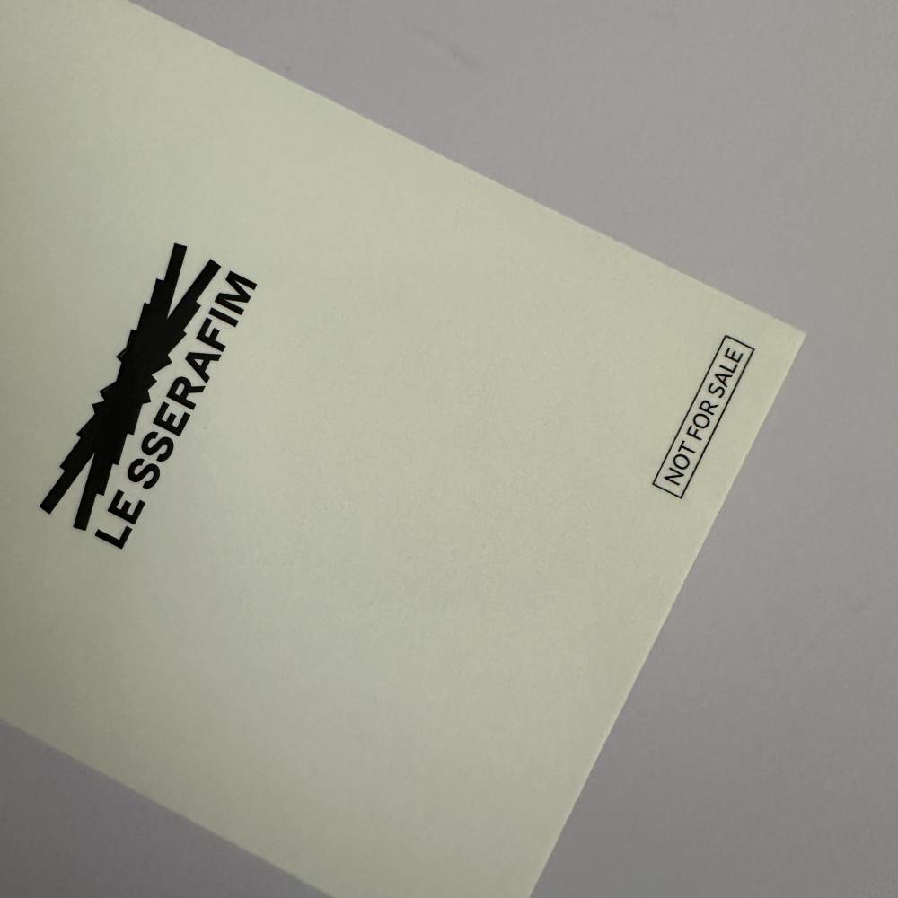 LE SSERAFIM 1ST JAPANESE SINGLE 'FEARLESS' UNIVERSAL MUSIC JAPAN